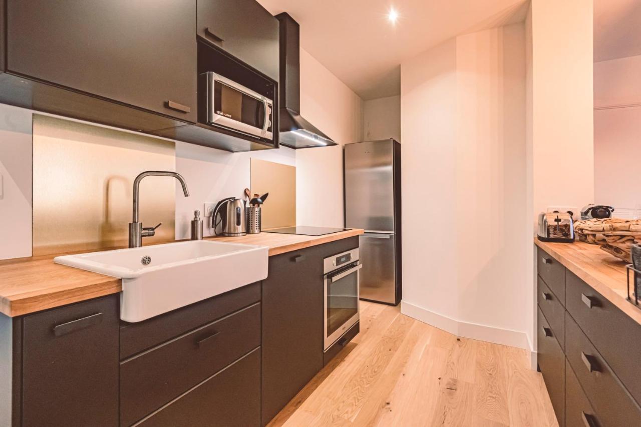 Charme De L'Ancien Pour Cet Appartement Entierement Renove Dans L'Hypercentre De Reims Exterior foto